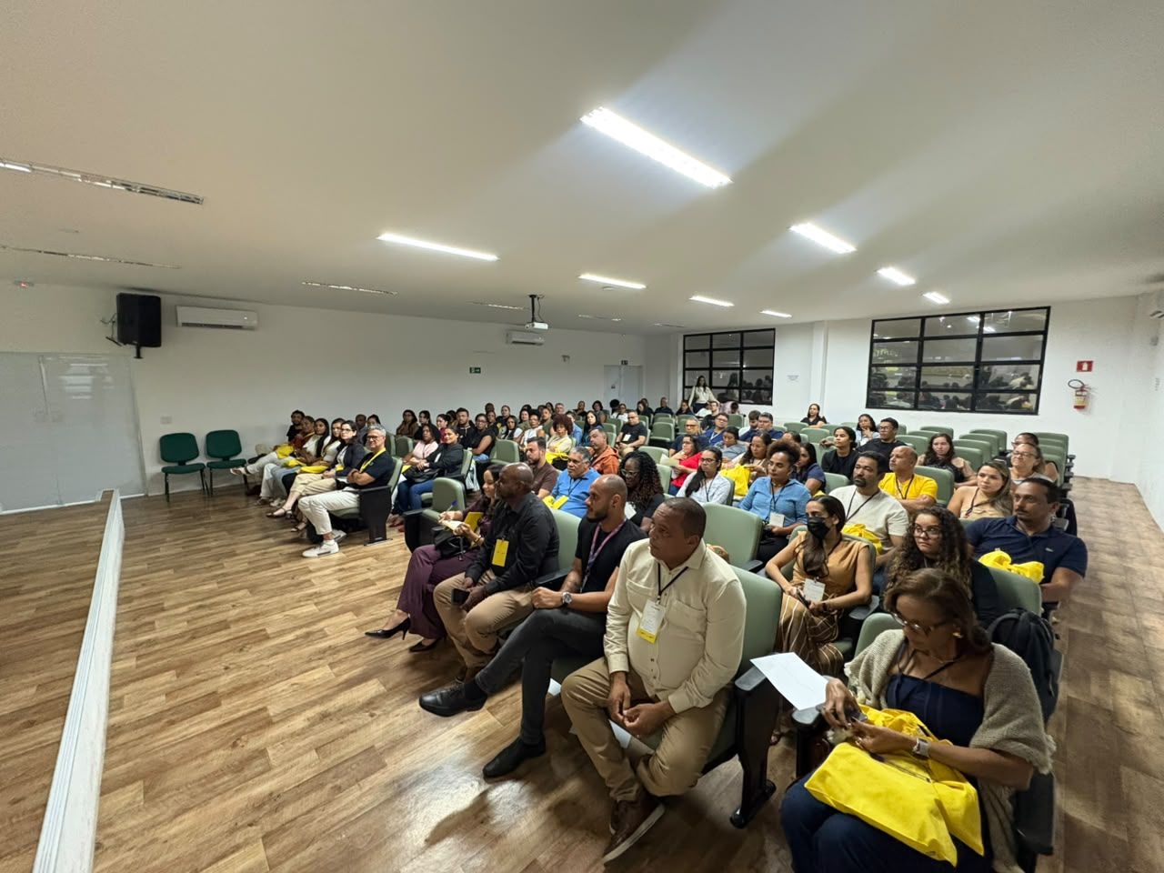 Simões Filho promove oficina sobre vendas no Mercado Livre e incentiva empreendedorismo digital